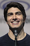 https://upload.wikimedia.org/wikipedia/commons/thumb/5/55/Brandon_Routh_by_Gage_Skidmore_2.jpg/100px-Brandon_Routh_by_Gage_Skidmore_2.jpg